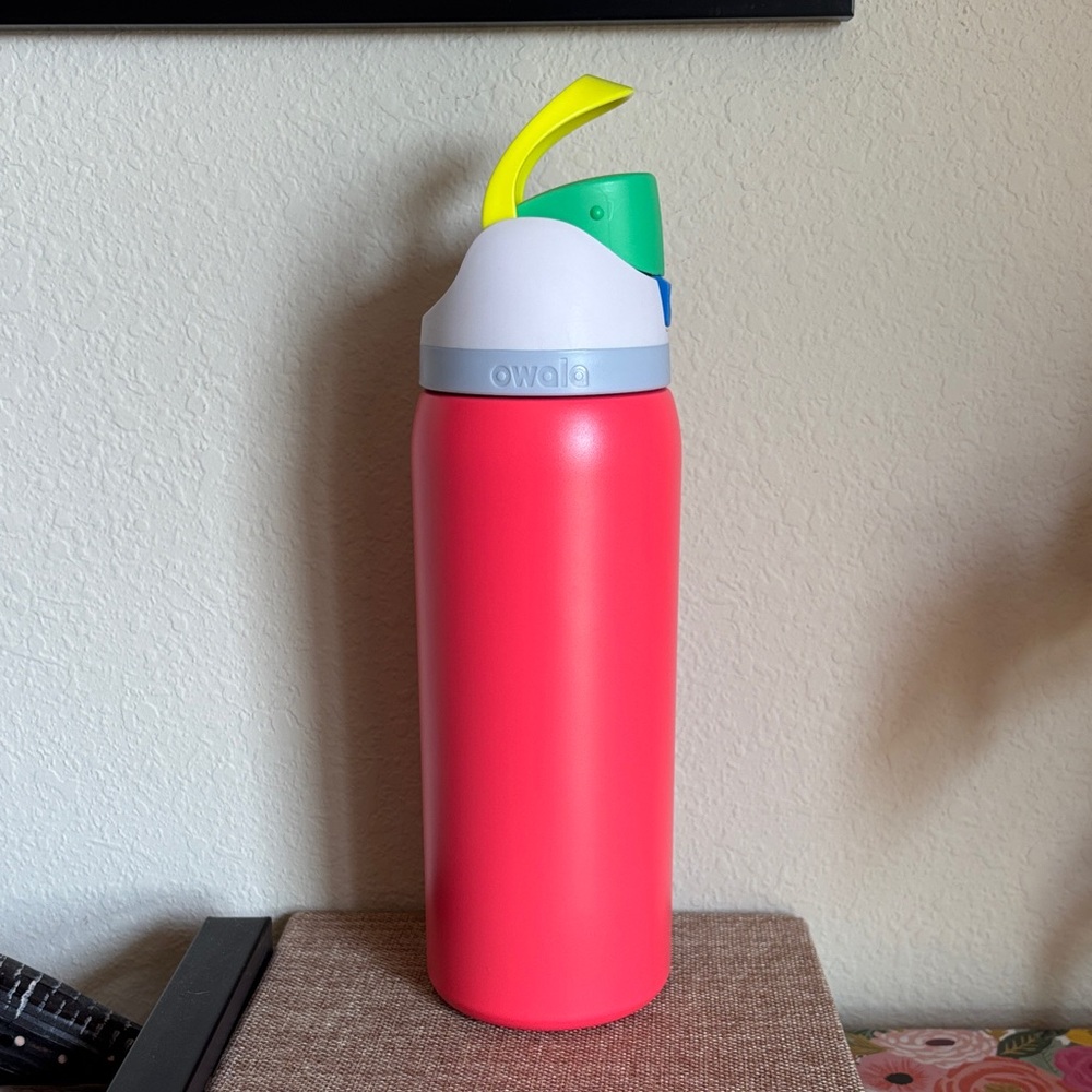 Owala 32oz Freesip Water Bottle